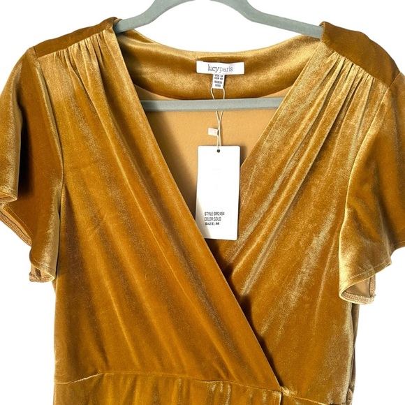 NWT Lucy Paris Women’s Velvet Wrap Dress Gold Flowy Sleeves Size M (No Belt) - Picture 4 of 14